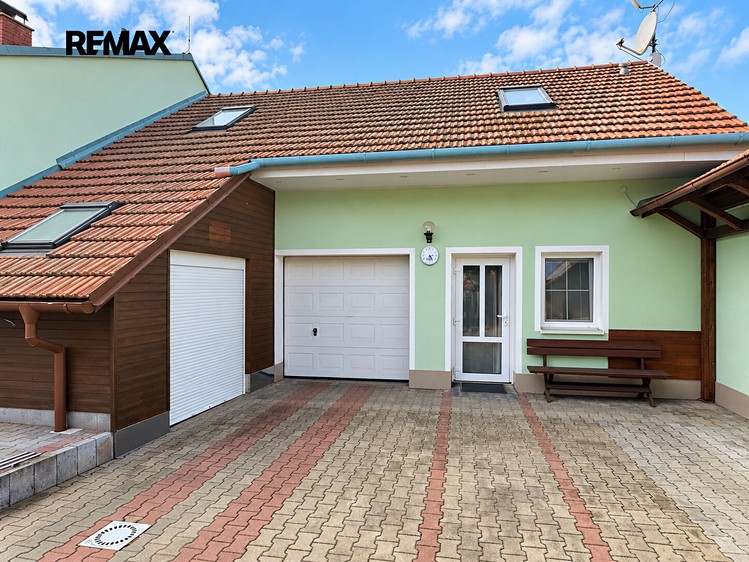 Haus zum Kauf, 244 m² (3 von 23)