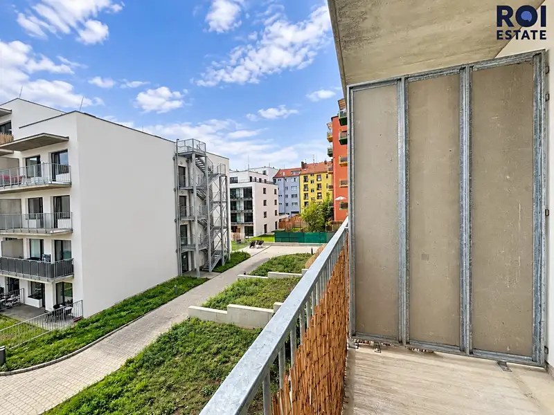 Pronájem bytu 1+kk 31 m², Brno – náhled fotky 1