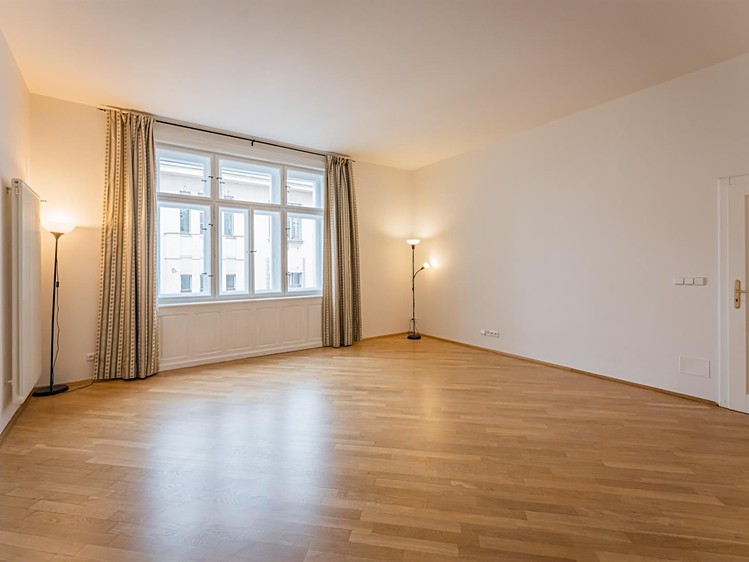 Pronájem bytu 4+1, 100 m² (1 z 25)