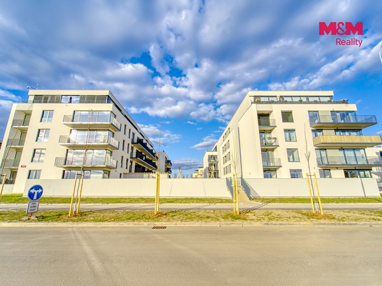Pronájem bytu 1+kk, 41 m² (12 z 20)