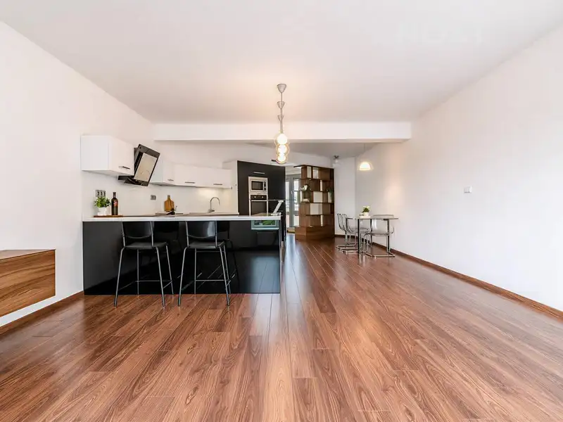 Prodej bytu 2+kk 96 m², České Budějovice – náhled fotky 3