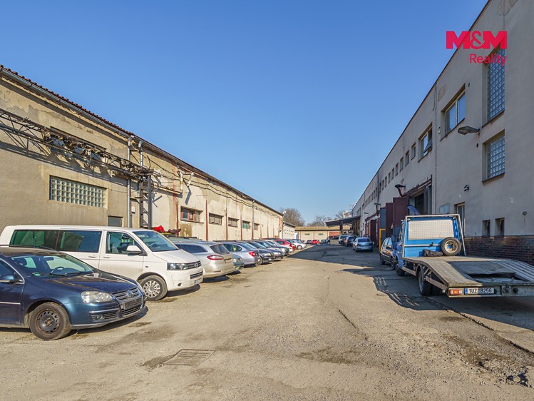 Комерційне приміщення на продаж, 760 м² (13 з 30)
