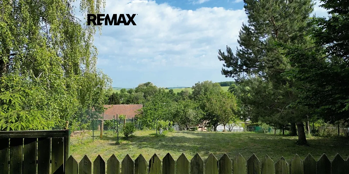 Prodej stavebního pozemku 908 m²
