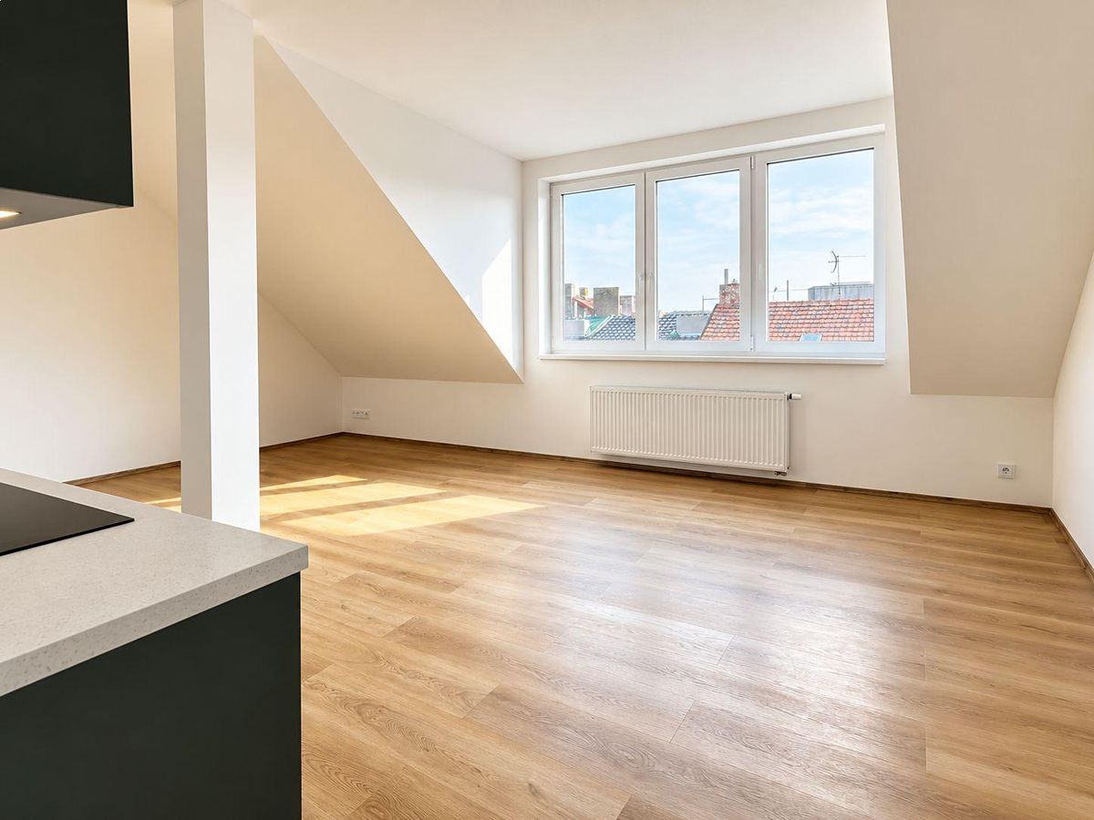 Pronájem bytu 2+kk 62 m²