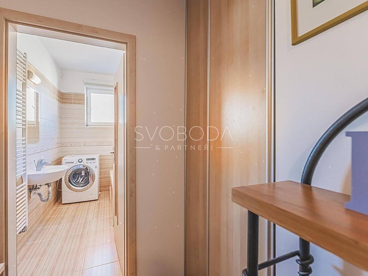 Квартира 1+kk в оренду, 29 м² (16 з 19)