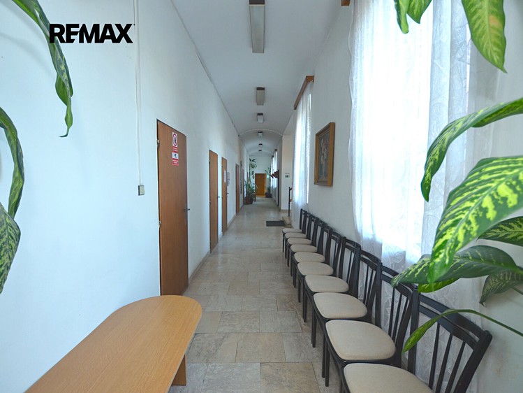 Комерційне приміщення в оренду, 57 м² (11 з 18)