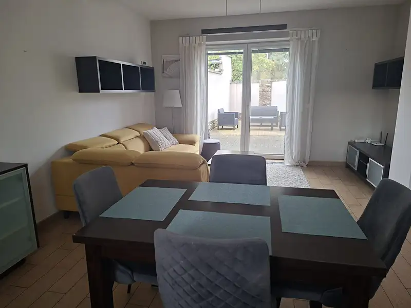 Pronájem rodinného domu 180 m², pozemek 127 m², Staré Město – náhled fotky 3