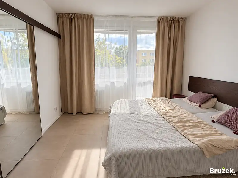 Pronájem bytu 2+kk 38 m², Písek – náhled fotky 2