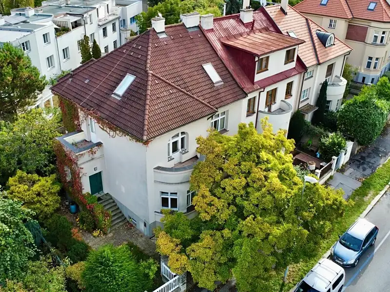 Prodej vily 325 m², pozemek 461 m², Praha – náhled fotky 1