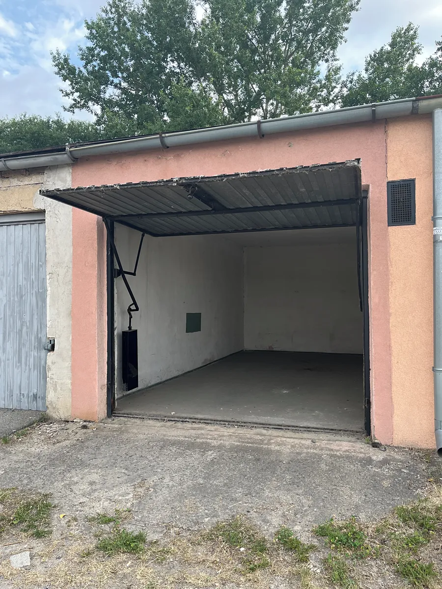 Prodej garáže 18 m²