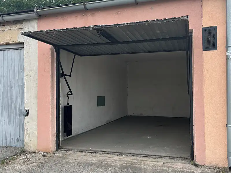 Prodej garáže 18 m², Mělník – náhled fotky 1