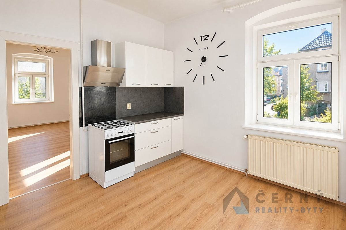 Pronájem bytu 2+1 60 m² – fotografie 2