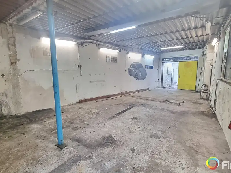 Prodej rodinného domu 280 m², pozemek 445 m², Praha – náhled fotky 3