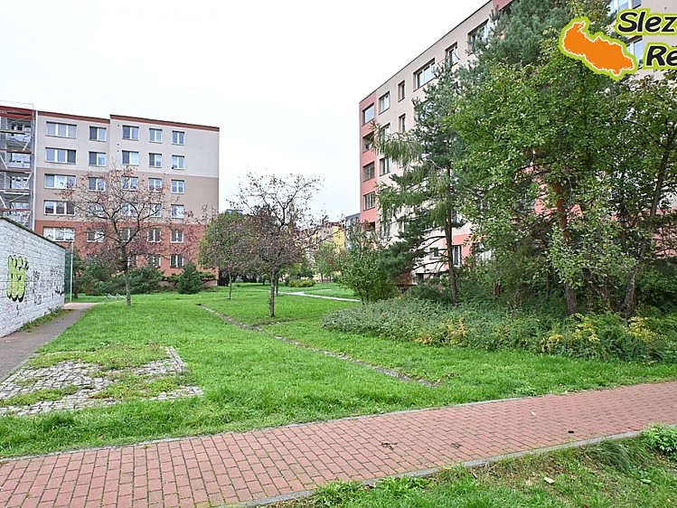 Pronájem bytu 3+1, 72 m² (35 z 38)