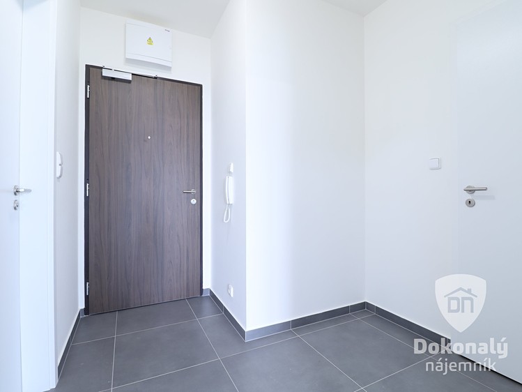 Квартира 1+kk в оренду, 53 м² (7 з 9)