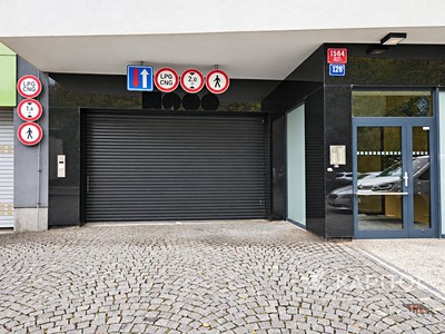 Pronájem nemovitosti, 13 m² (2 z 5)