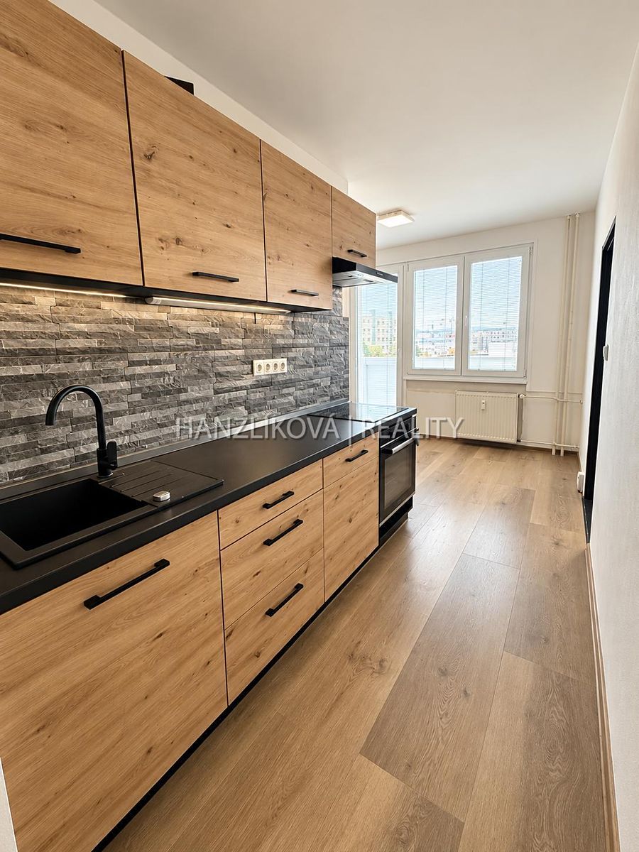 Pronájem bytu 2+1 72 m²