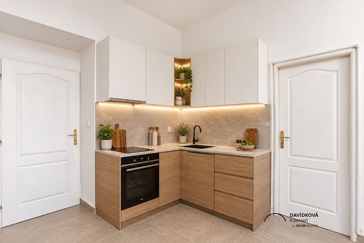 Prodej bytu 1+kk 33 m², Praha – fotka 1 z 3