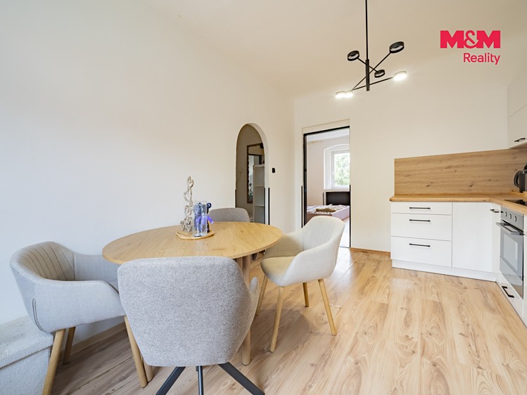 Prodej komerčního prostoru, 450 m² (25 z 30)