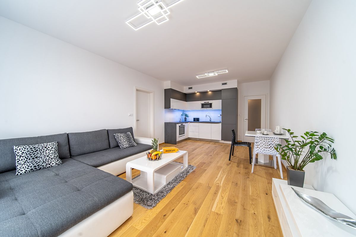 Pronájem bytu 2+kk 60 m², Praha – fotka 1 z 3