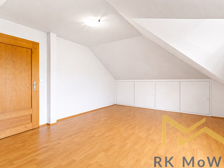 Haus zur Miete, 340 m² (7 von 9)