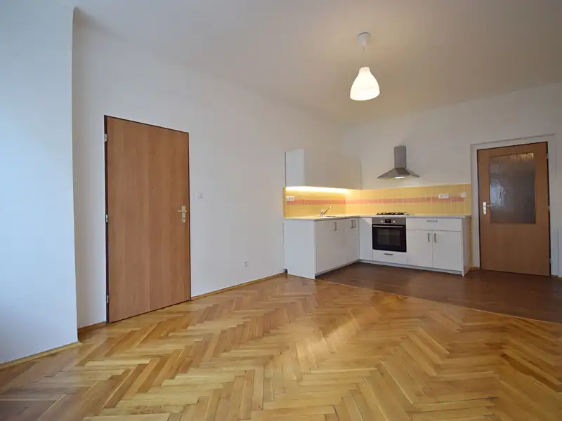 Pronájem bytu 3+kk 86 m², Praha – náhled fotky 2
