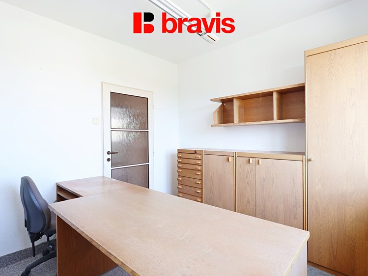 Pronájem komerčního prostoru, 90 m² (11 z 13)