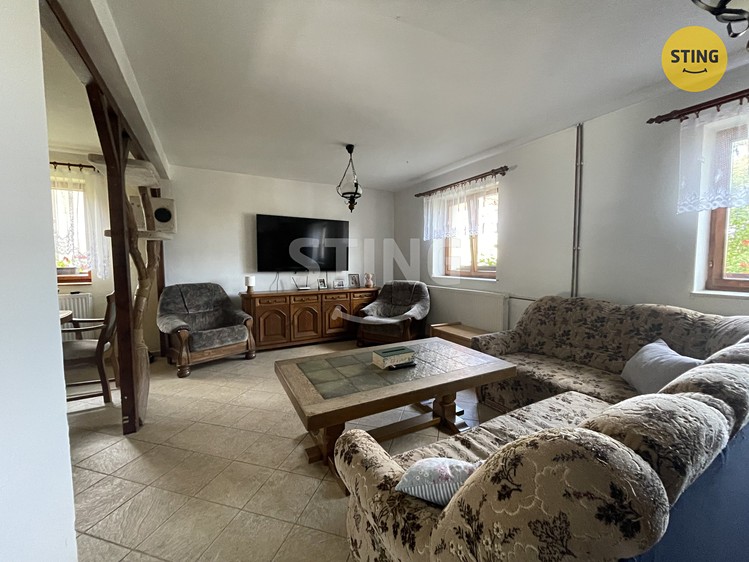 Prodej domu, 145 m² (3 z 21)