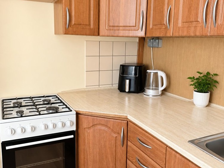 Wohnung 1+1 zur Miete, 36 m² (1 von 9)