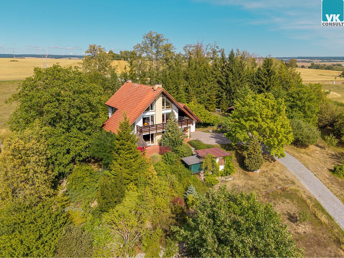 Prodej vily 265 m², pozemek 2862 m², Litomyšl – fotka 1 z 3