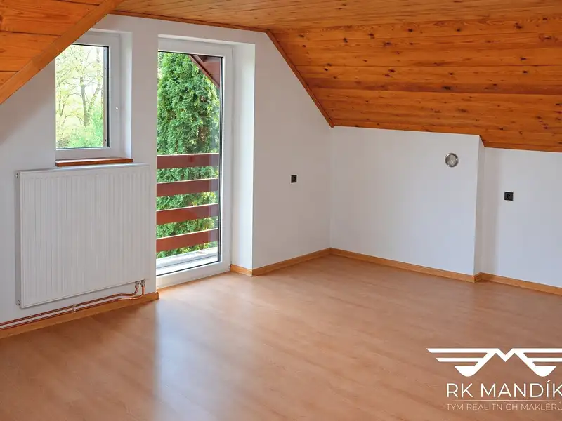 Prodej chaty 121 m², pozemek 401 m², Babice – náhled fotky 2
