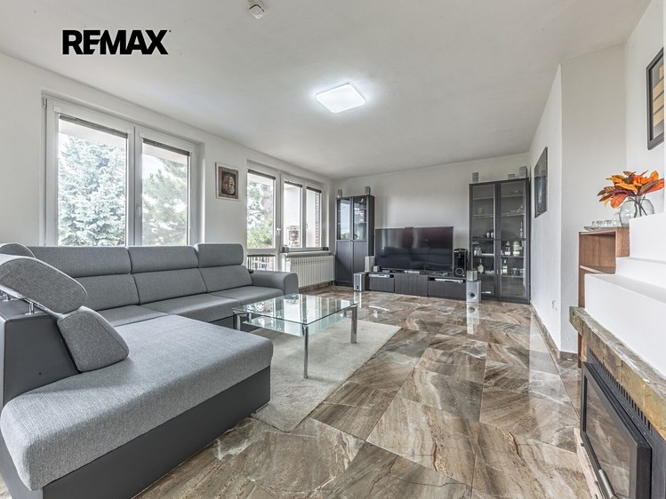 Prodej domu, 189 m² (1 z 22)