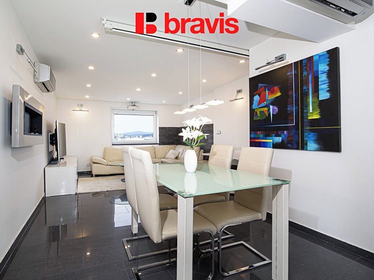 Pronájem bytu 3+kk, 85 m² (11 z 28)