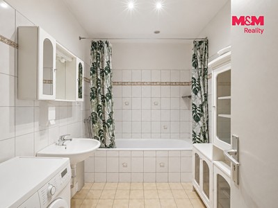 Комерційне приміщення на продаж, 255 м² (3 з 28)