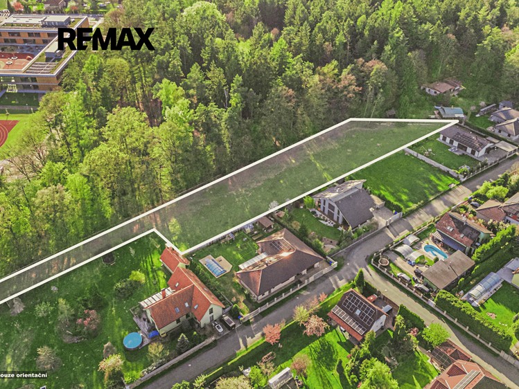 Prodej pozemku, 4 224 m² (1 z 9)