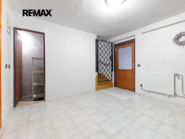 Prodej domu, 297 m² (10 z 39)