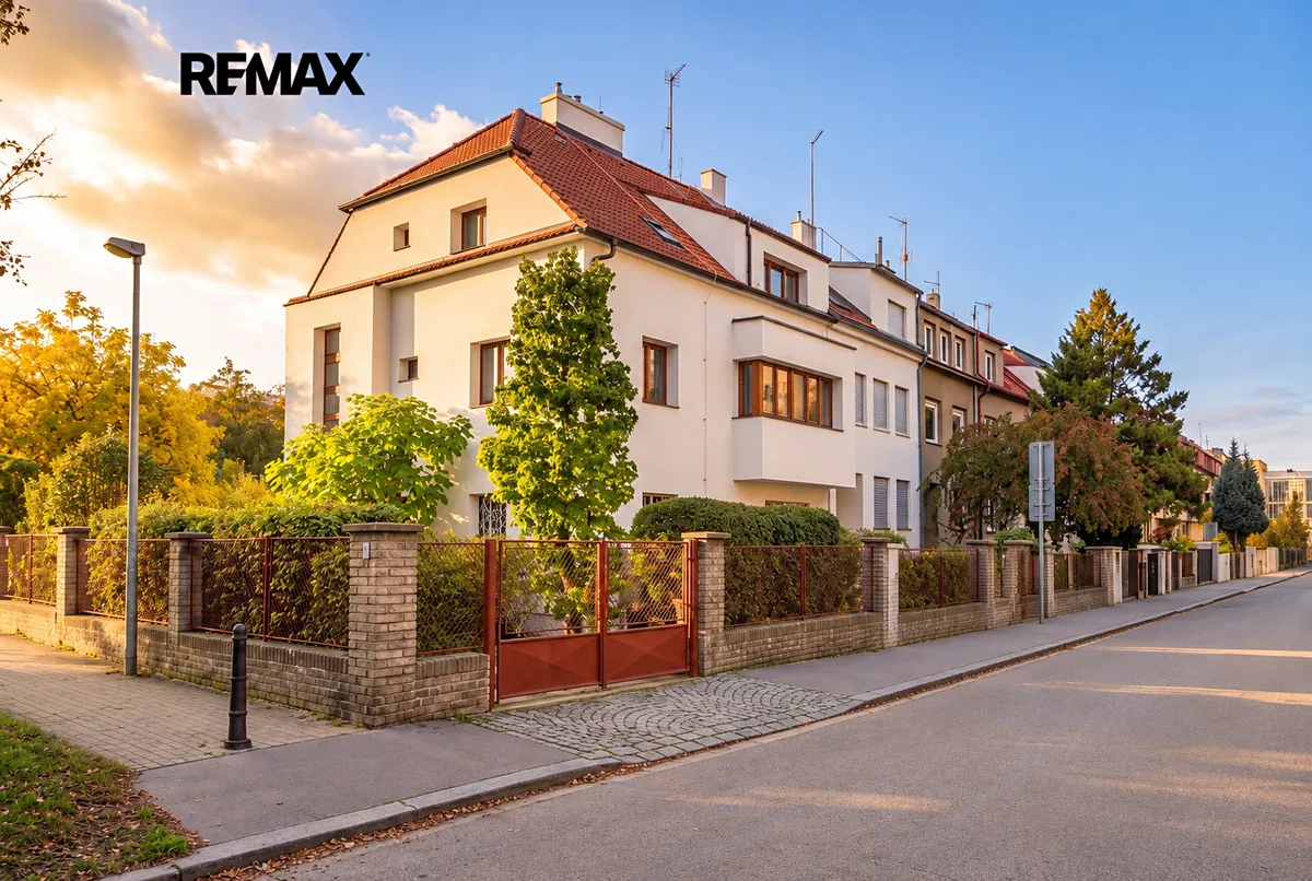 Prodej rodinného domu 220 m², pozemek 812 m²