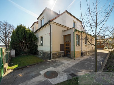 Prodej domu, 177 m² (2 z 16)