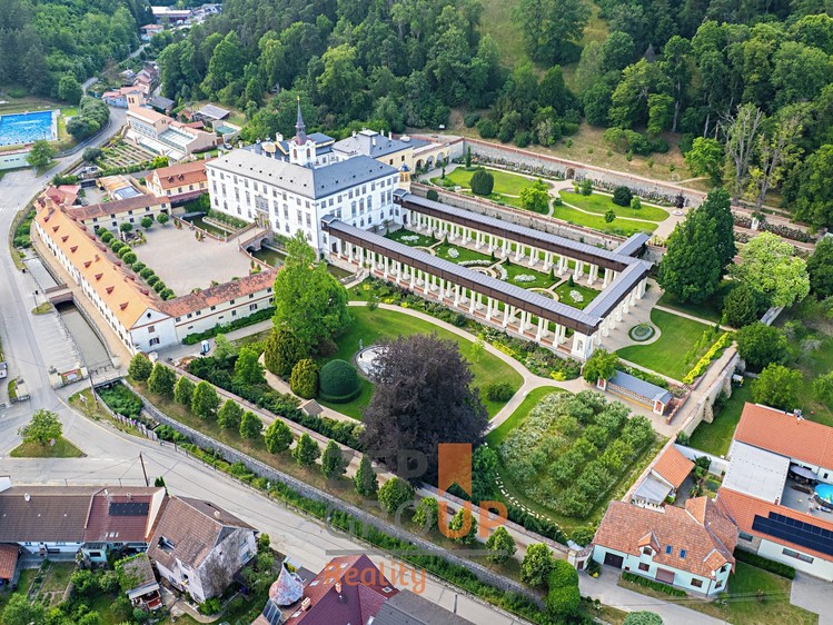 Prodej komerčního prostoru, 1 400 m² (6 z 29)
