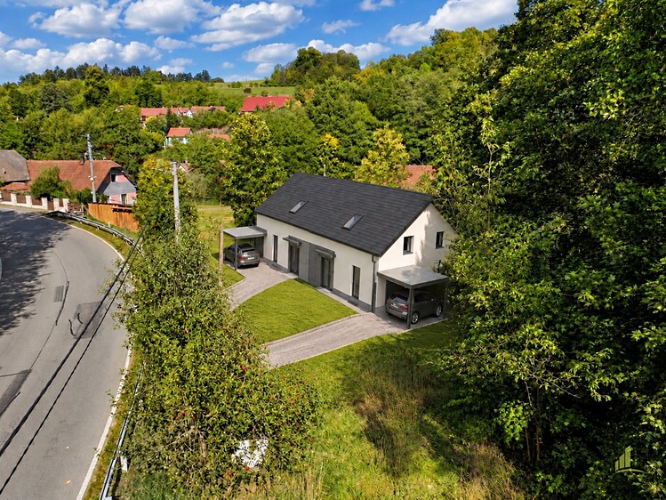 Будинок на продаж, 110 м² (1 з 4)