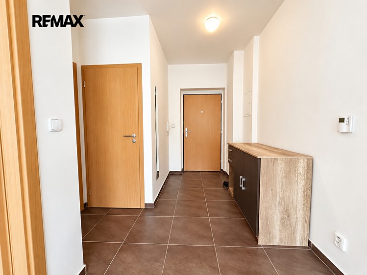 Pronájem bytu 2+kk, 53 m² (17 z 17)