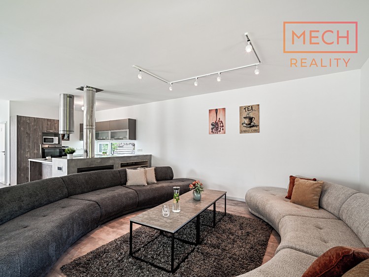 Prodej domu, 221 m² (7 z 32)