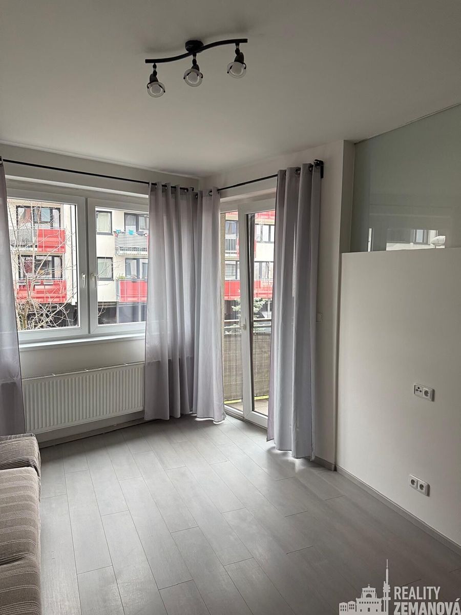 Pronájem bytu 2+kk 54 m²