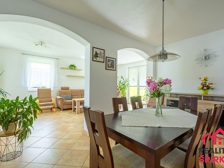Prodej domu, 195 m² (7 z 36)