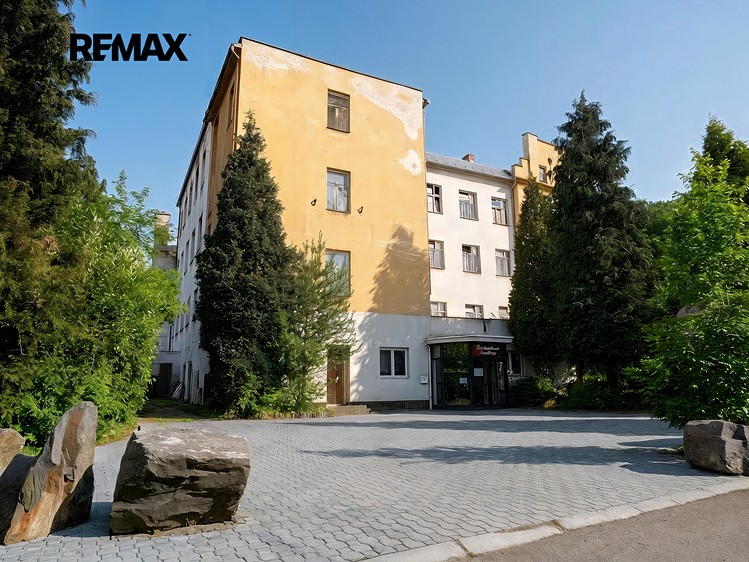 Prodej komerčního prostoru, 3 254 m² (22 z 27)
