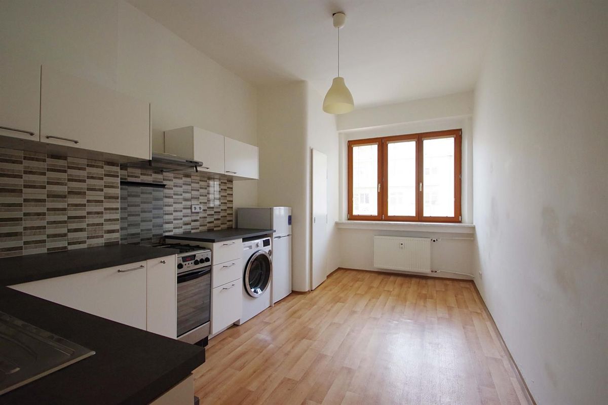 Pronájem bytu 1+1 49 m²