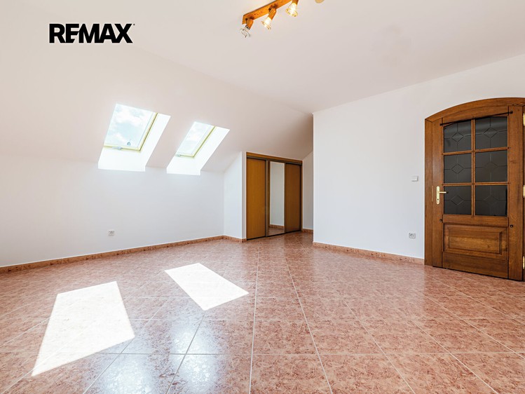 Haus zum Kauf, 250 m² (21 von 47)