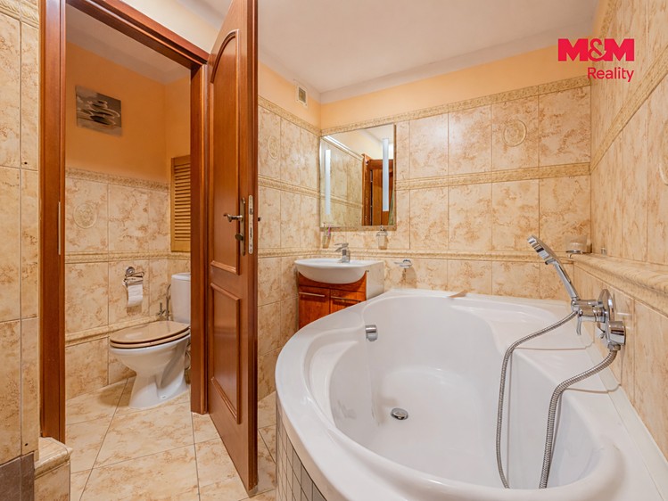 Квартира 4+1 на продаж, 77 м² (13 з 14)