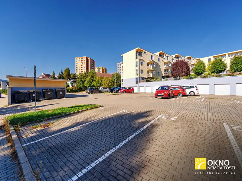 Prodej garážového stání 12 m², Blansko – náhled fotky 1