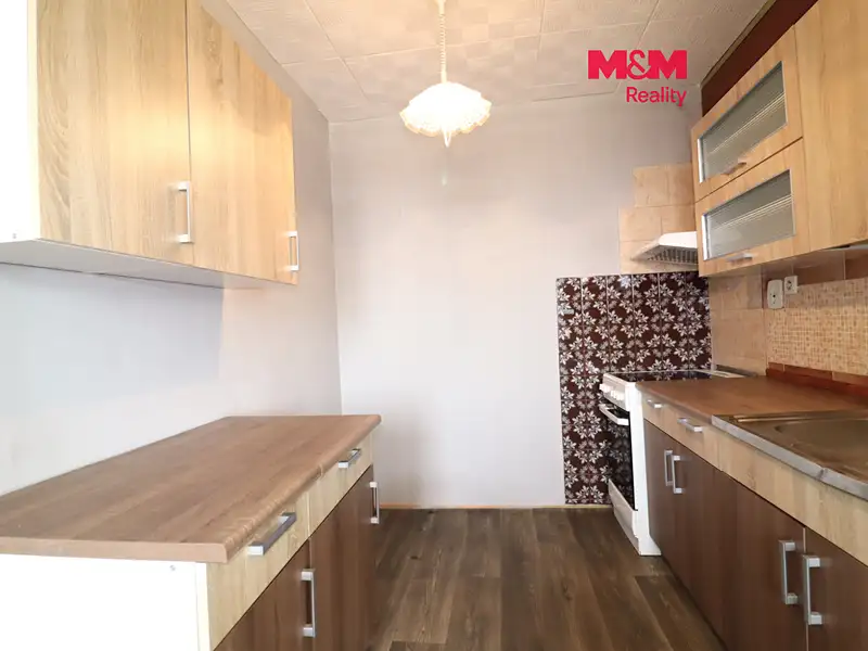 Pronájem bytu 1+kk 33 m², Most – náhled fotky 1